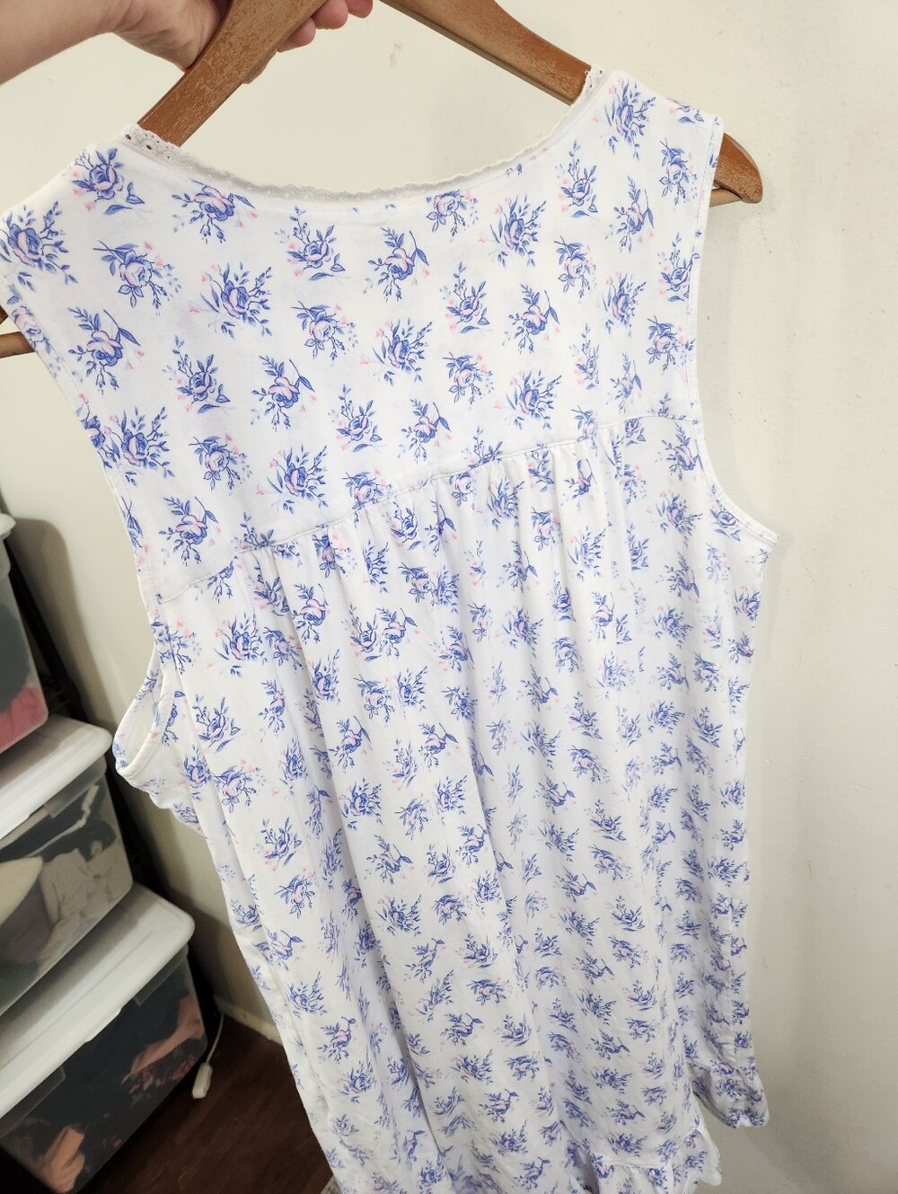 Eileen West Cotton Floral Nightgown - Picture 5 of 8